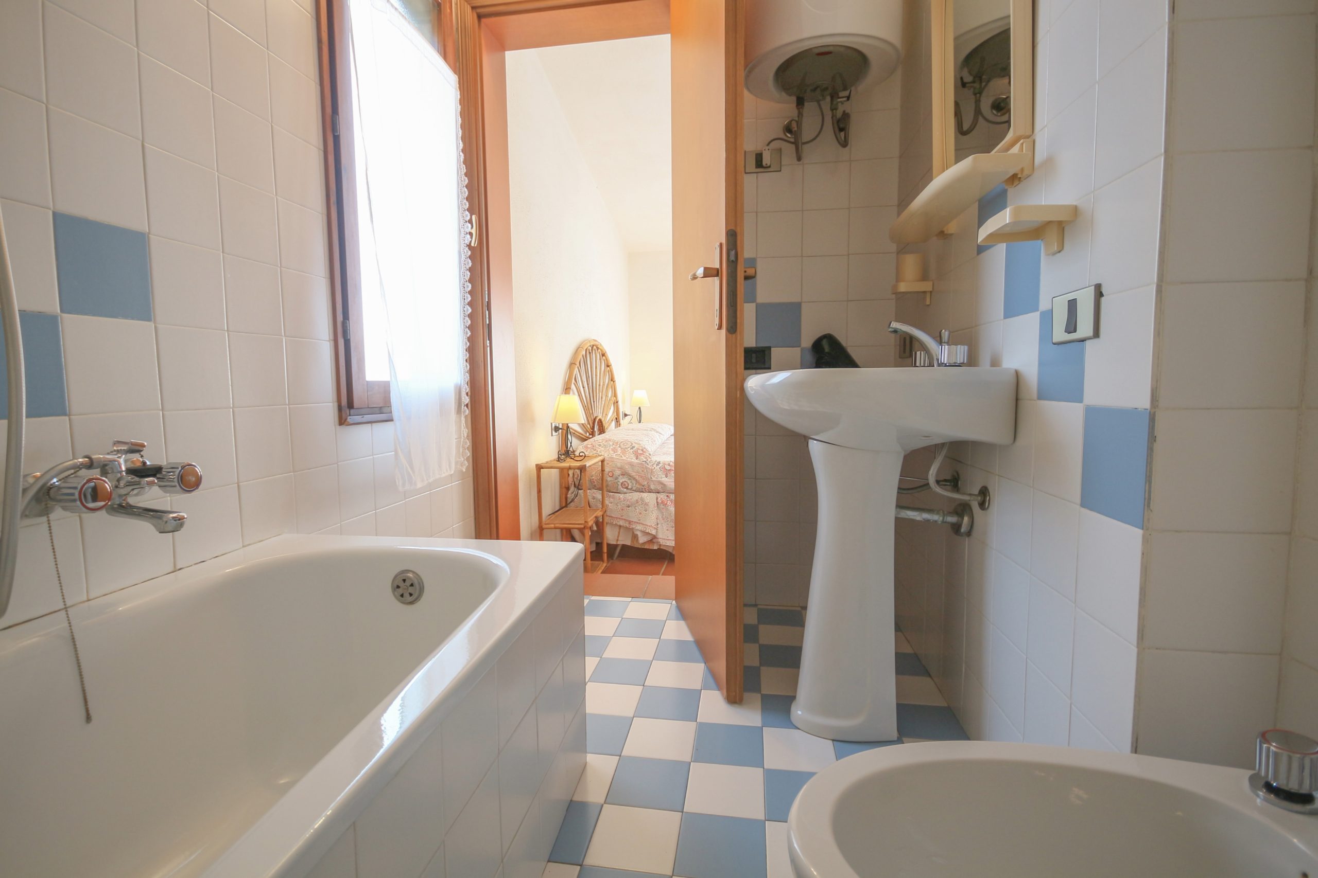 bagno in camera- cagliari holidays villa solanas