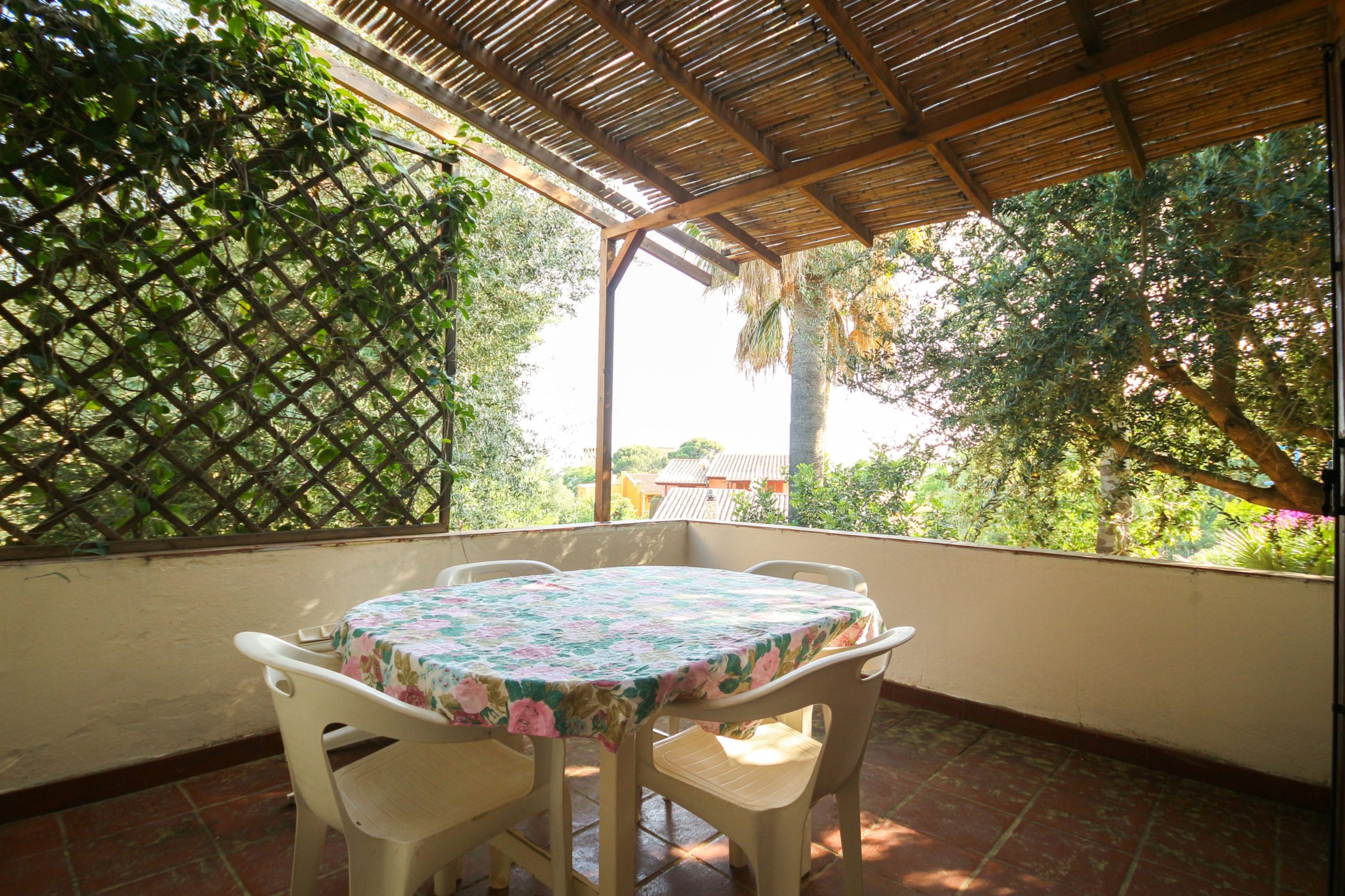 patio- cagliari holidays villa solanas