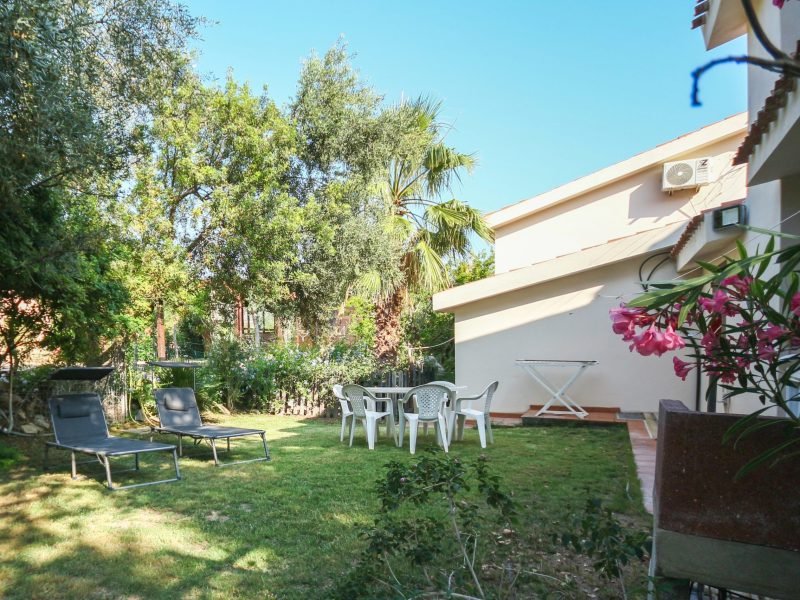 giardino- cagliari holidays villa solanas